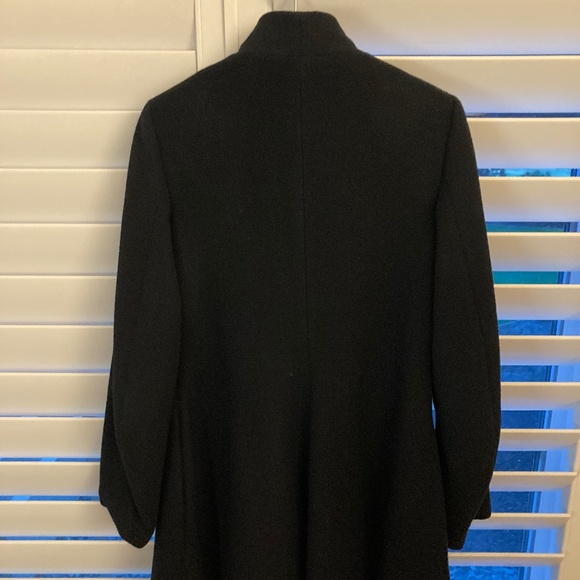 The Row - Coat - Picture 4 of 11